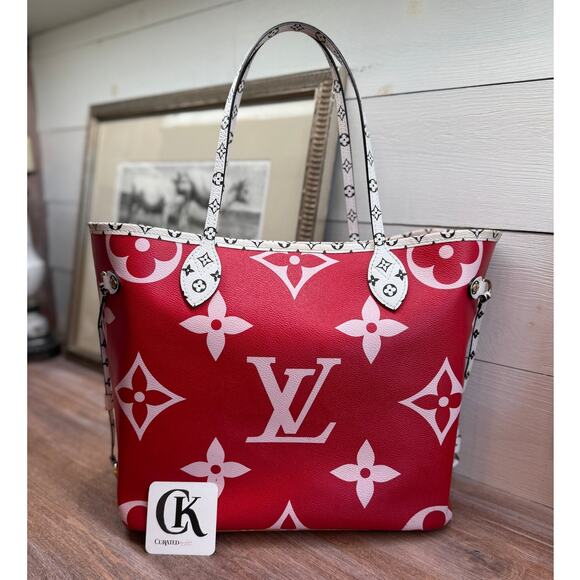 ❌❌𝑆𝑂𝐿𝐷❌❌Louis Vuitton Giant Monogram Neverfull MM Rouge Red Tote Bag - Picture 1 of 10